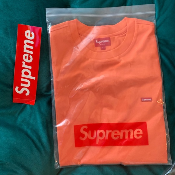 Supreme Other - New Supreme Small Box Logo Tee - Size Large